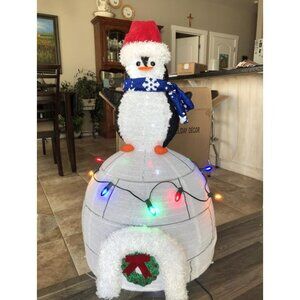 3-ft LED Pop Up Penguin & Igloo Decoration